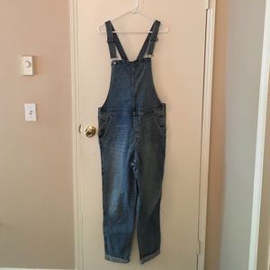 Gap overalls