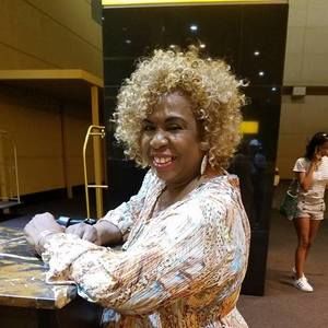 Meet your Posher, Debra