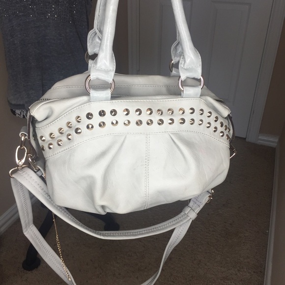 GRAY CHARMING CHARLIE PURSE WITH CUTE STUDS(: