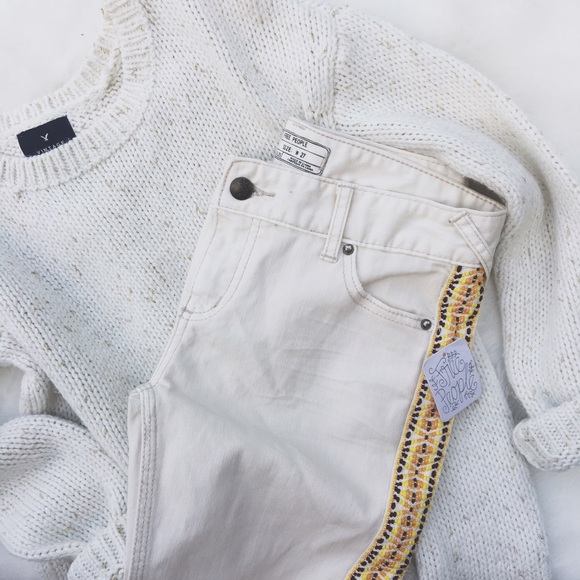 Free People Denim - •NWT• FP Off-White Skinny Ankle Jeans•