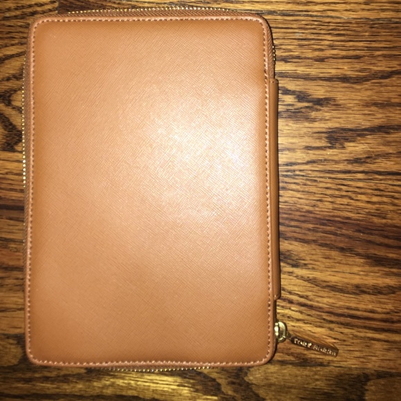 Tory Burch Kindle Case Camel Leather - Picture 3 of 4