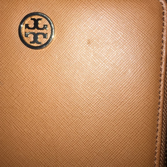 Tory Burch Kindle Case Camel Leather - Picture 4 of 4