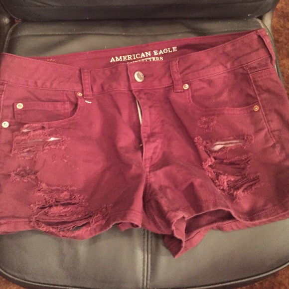 Ripped AEO jean shorts