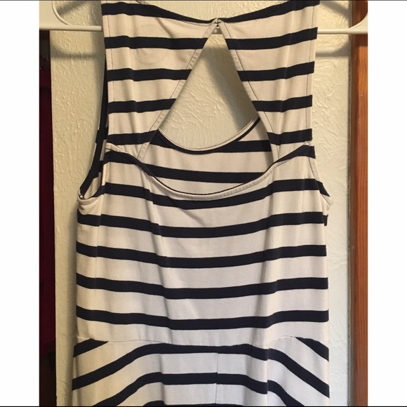 Preppy Striped Sundress - Picture 3 of 3