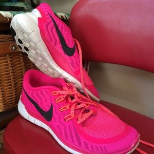 Nike Free's size 10 Pink