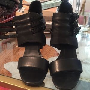 Zara Sandles with heel