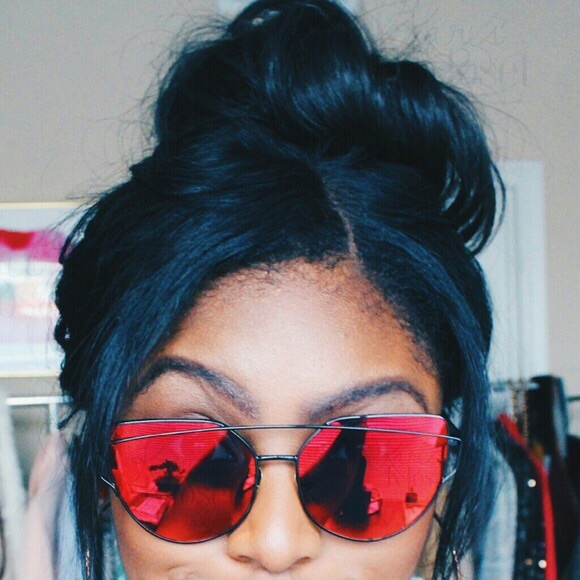 Accessories | trendy Red cat eye sunnies - Picture 2 of 3