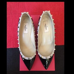 Valentino Rockstud Black Patent Wedges 40 (US 10)