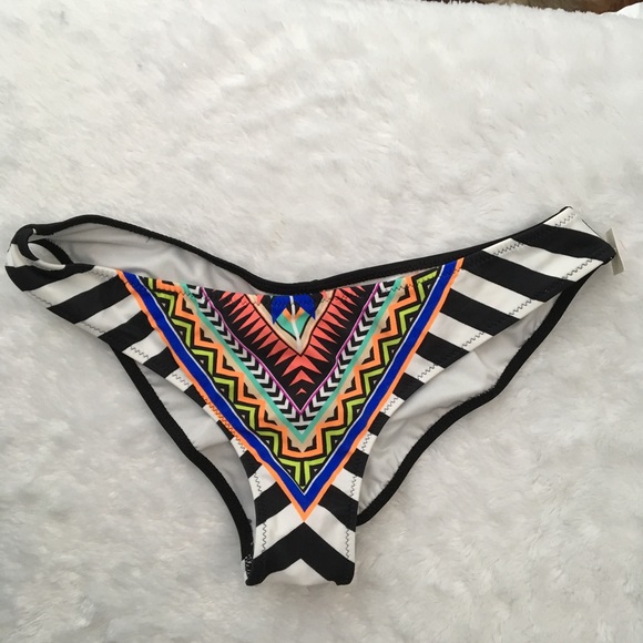 NWT PINK Victoria Secret Swim Bottom Small