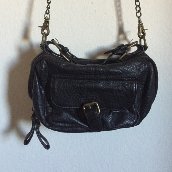 Black Faux Pebbled Leather Deena & Ozzy Purse
