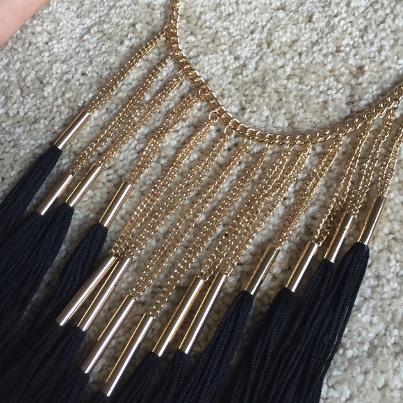 Forever 21 Jewelry - Black & Gold Fringe Necklace Forever 21 Jewelry - Black & Gold Fringe Necklace