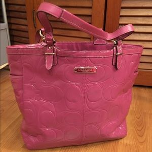 Coach patent leather magenta shoulder tote