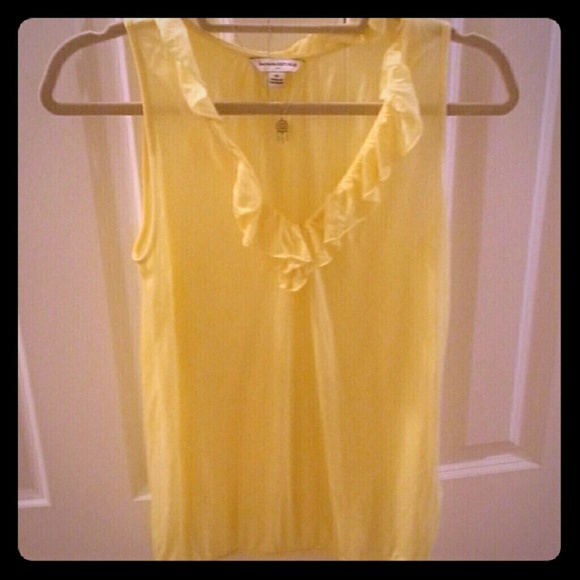 Flowy, Sleeveless Yellow Blouse - Picture 1 of 3