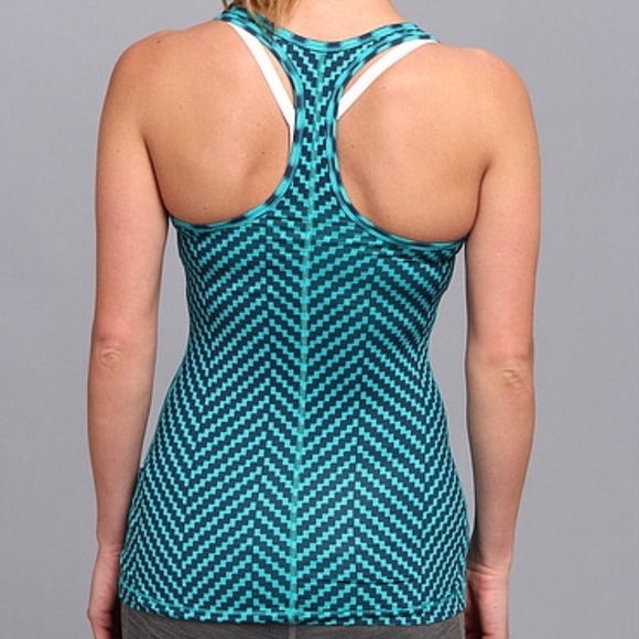 ✅ 🆕Nike Dri-Fit Exercise Tank Top - Picture 3 of 3