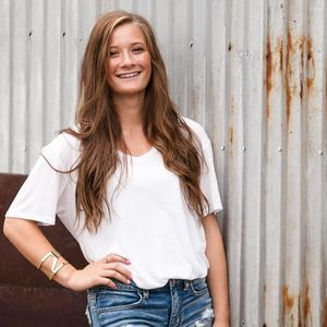 Meet your Posher, Lauren