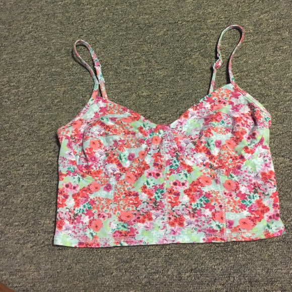 cropped tank top