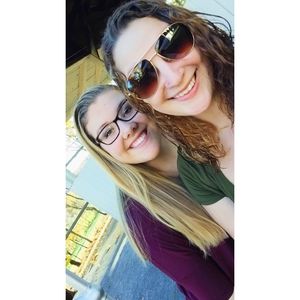 Meet your Posher, Madison