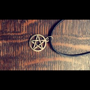 Pentagram choker
