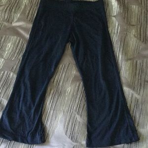 Lululemon Yoga navy crop pants