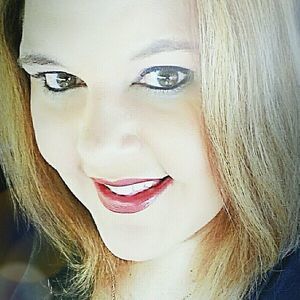 Meet your Posher, Cathy