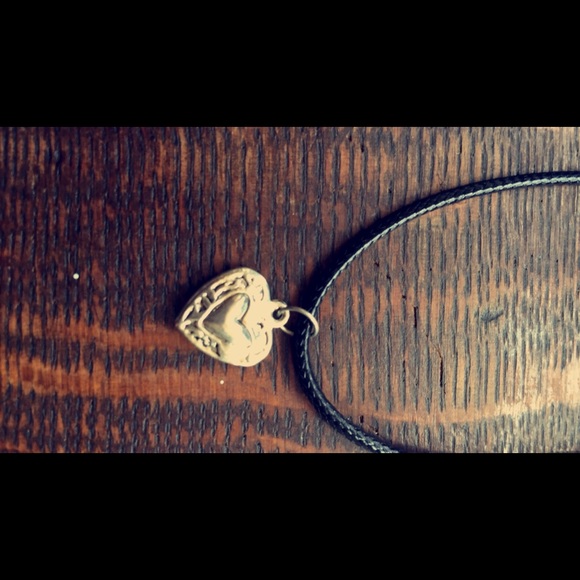 Heart choker