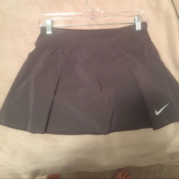 Nike tennis skirt