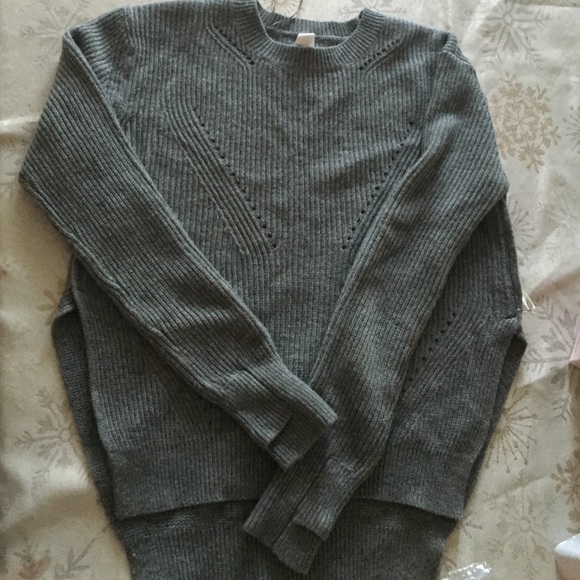 Lululemon sweater
