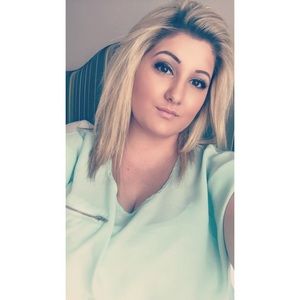 Meet your Posher, Meaghan