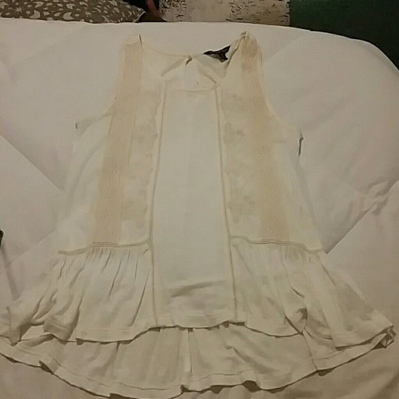 White high low tank