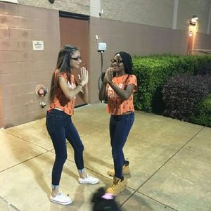 Meet your Posher, Gabriela