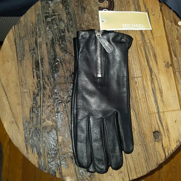 NWT Michael Kors Genuine Leather Gloves