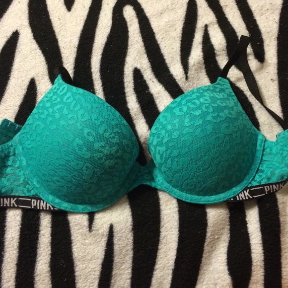 34B Victoria's Secret push-up bra