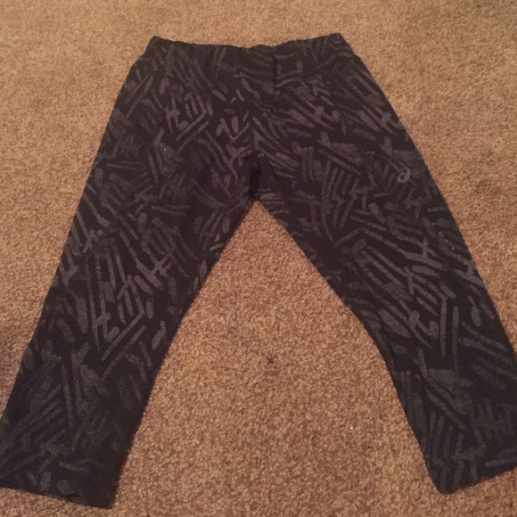 Yoga capris pants
