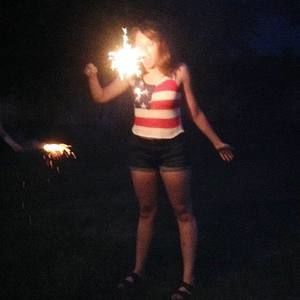 Meet your Posher, Elise