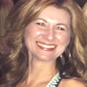 Meet your Posher, Teresa