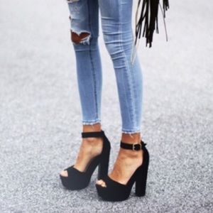 Steve Madden black heels