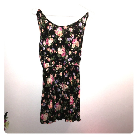 Floral above knee dress