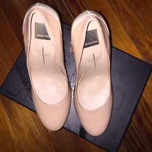 Dolce Vita white/nude pump