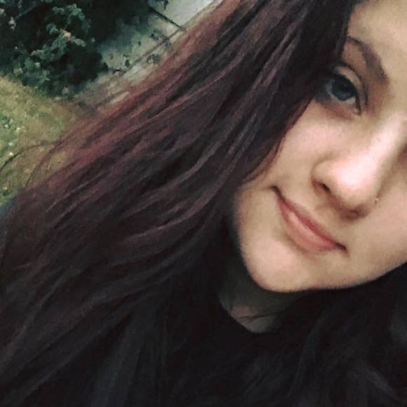 Meet your Posher, Brianna - Picture 1 of 1