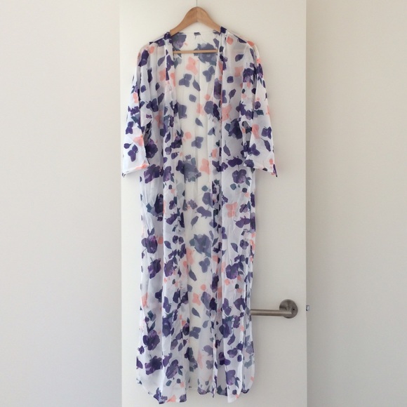 Sweaters - Long Floral Kimono