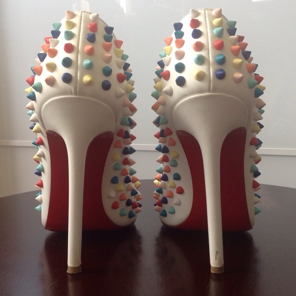 SOLD!!!🤑✅HP🎉5-11-17🎉Candy spikes Pigalle120 - Picture 2 of 5