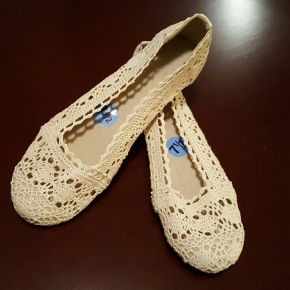 NWT - Crochet Shoes