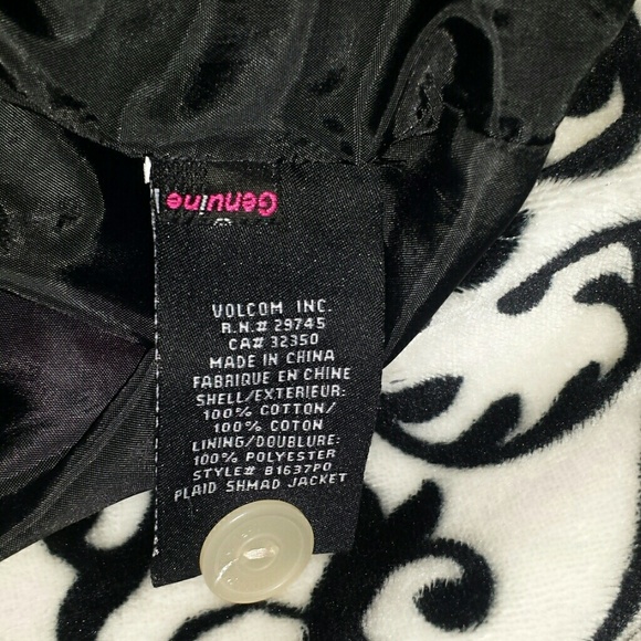 Volcom shmad jacket size: xs - Picture 4 of 4