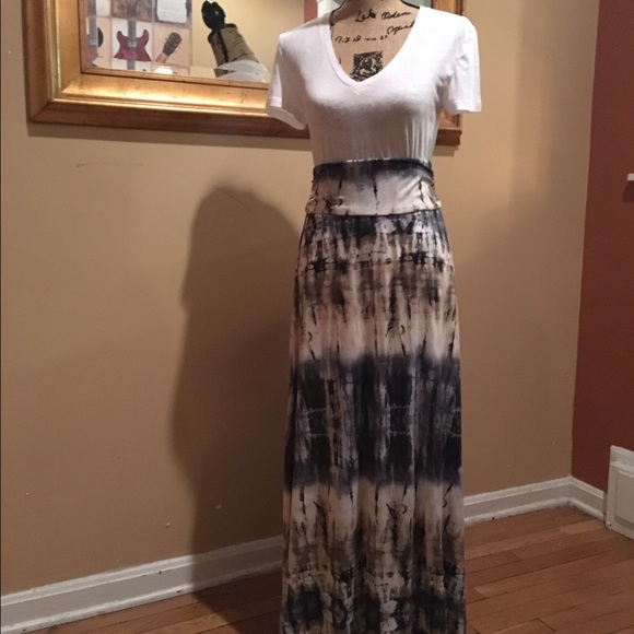 Maxi skirt.