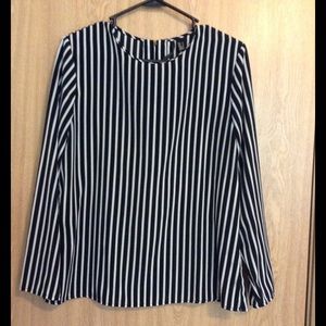 Stripe silky top