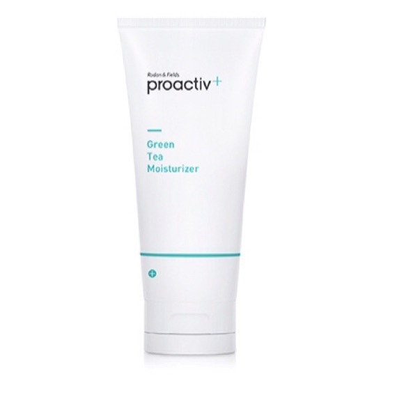 Proactiv + Green Tea Moisturizer
