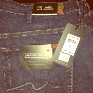 Hi I'm selling 7forallmankind men's denim jeans