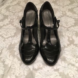 SALE❗️ Black patten leather sassy shoes