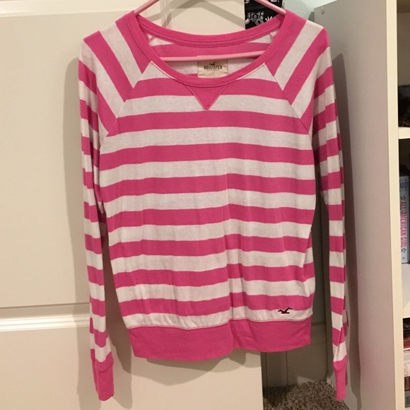 Hollister Crew Neck Size Small