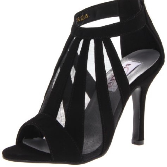 💕 Dyables Black Pump! 💗 - Picture 2 of 4